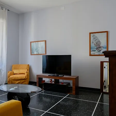 Luan House Апартаменты Генуя